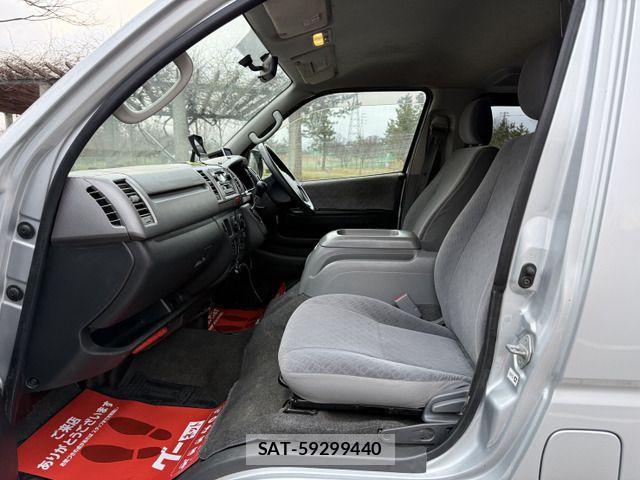 Toyota HIACE VAN 2009-02 4593432-9