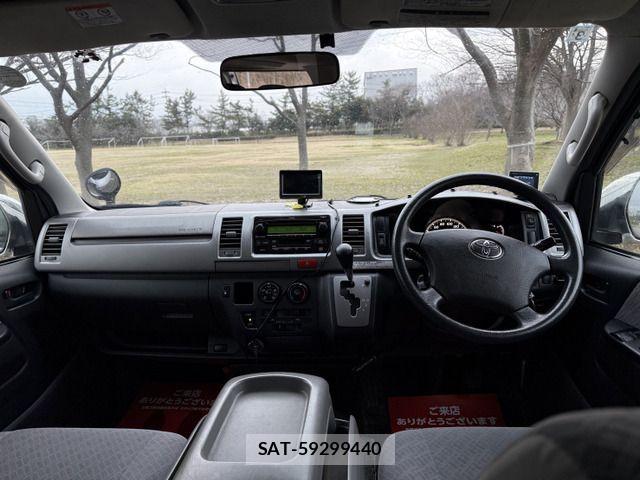 Toyota HIACE VAN 2009-02 4593432-11