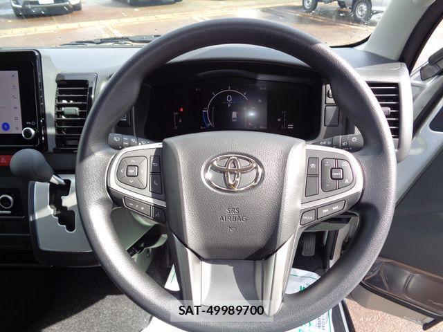 Toyota HIACE VAN 2026-03 4593389-10