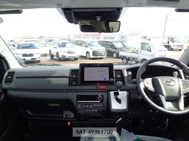 Toyota HIACE VAN 2026-03 4593389-15