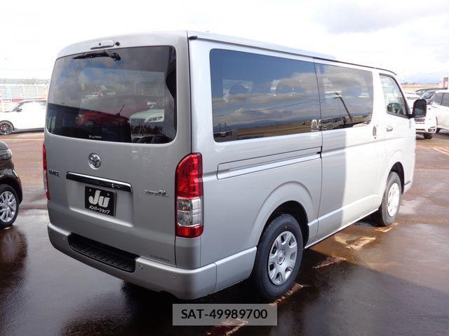 Toyota HIACE VAN 2026-03 4593389-2