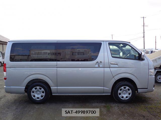 Toyota HIACE VAN 2026-03 4593389-4
