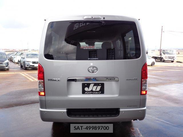 Toyota HIACE VAN 2026-03 4593389-6