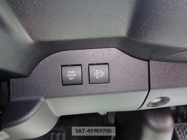 Toyota HIACE VAN 2026-03 4593389-8