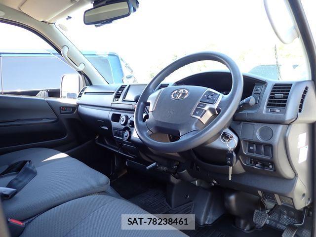 Toyota HIACE VAN 2021-12 4593407-20