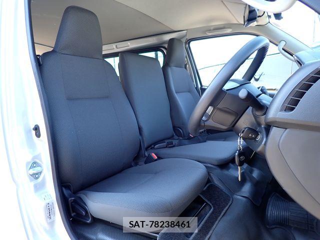 Toyota HIACE VAN 2021-12 4593407-21