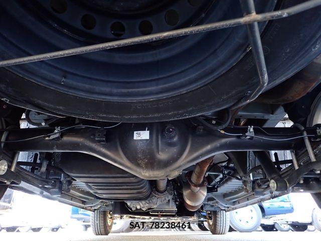 Toyota HIACE VAN 2021-12 4593407-28