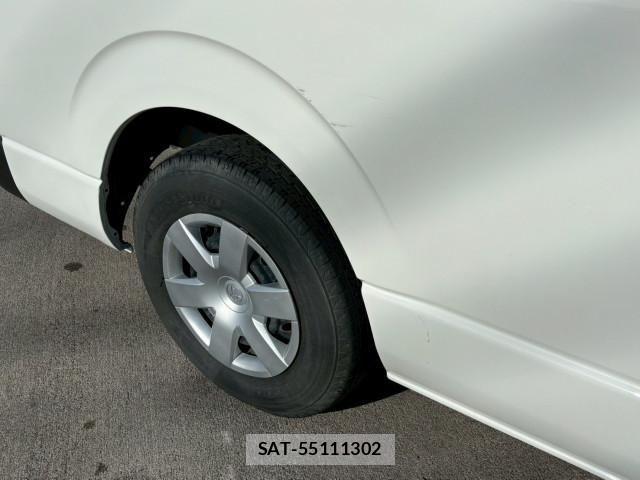 Toyota HIACE VAN 2018-10 4754025-14