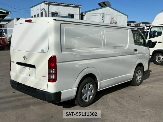 Toyota HIACE VAN 2018-10 4754025-3