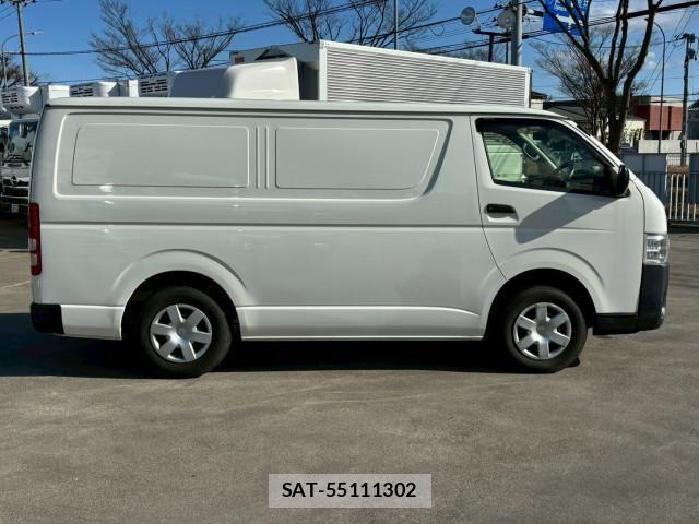 Toyota HIACE VAN 2018-10 4754025-8