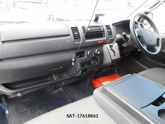 Toyota HIACE VAN 2016-03 4754029-11