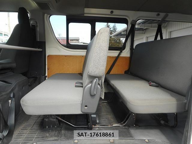 Toyota HIACE VAN 2016-03 4754029-14