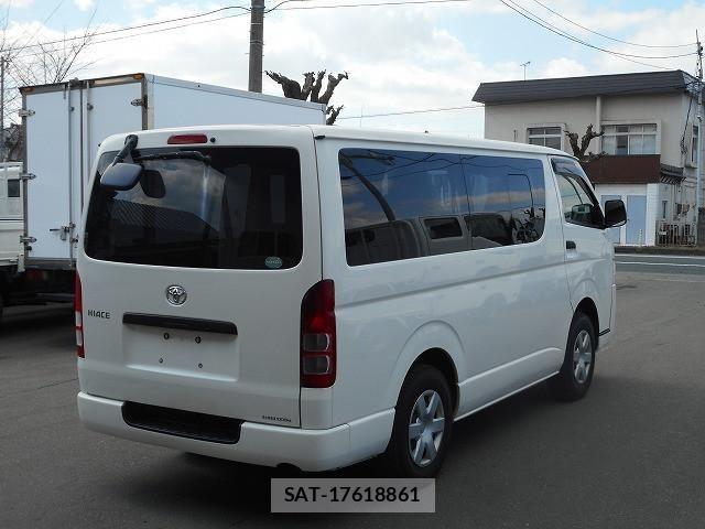 Toyota HIACE VAN 2016-03 4754029-6