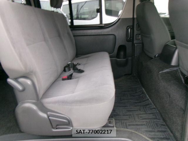 Toyota HIACE VAN 2013-11 5868980-12