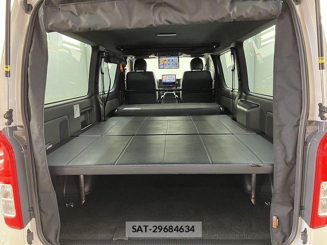 Toyota HIACE VAN 2020-08 5868958-13