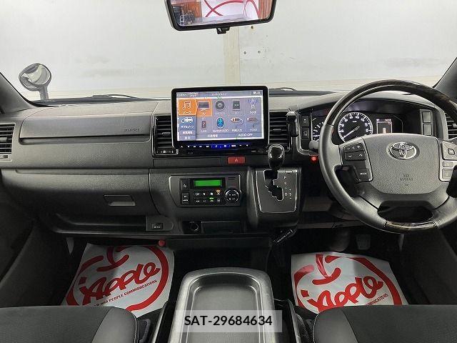 Toyota HIACE VAN 2020-08 5868958-2