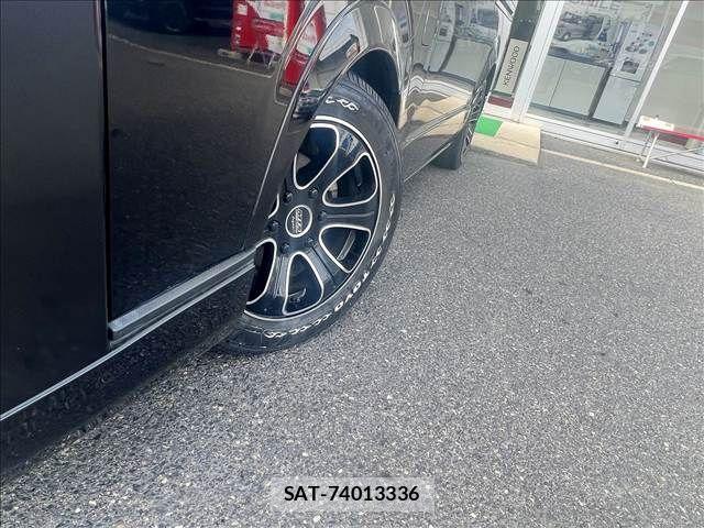 Toyota HIACE VAN 2017-03 5868967-29
