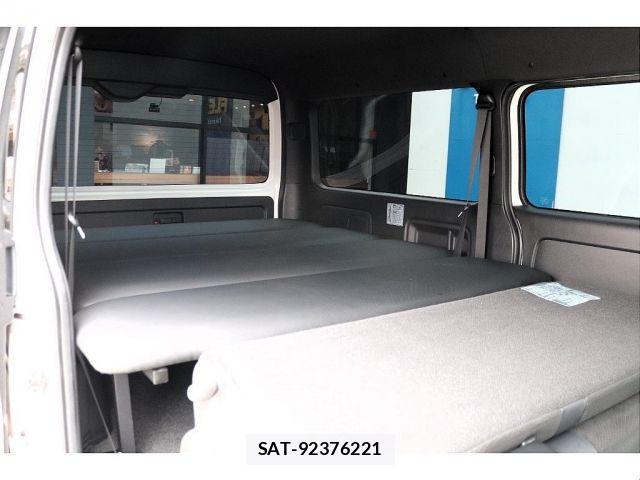 Toyota HIACE VAN 2021-01 5868957-3