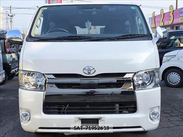 Toyota HIACE VAN 2018-03 5868972-3
