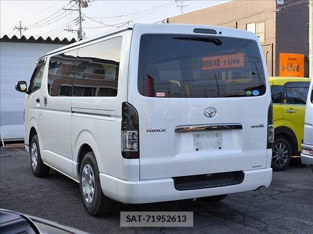Toyota HIACE VAN 2018-03 5868972-4