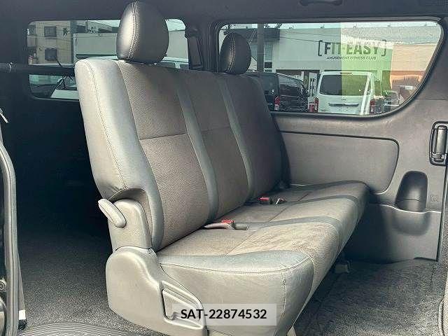 Toyota HIACE VAN 2023-05 6000276-11