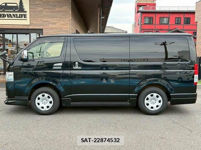 Toyota HIACE VAN 2023-05 6000276-14