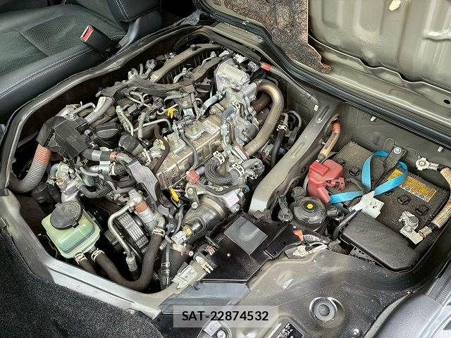Toyota HIACE VAN 2023-05 6000276-19