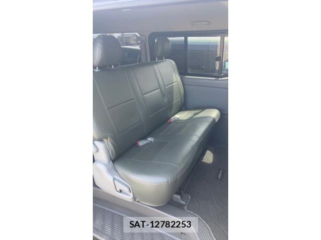 Toyota HIACE VAN 2009-06 6000322-23