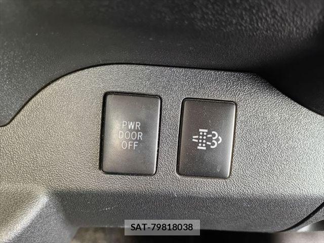 Toyota HIACE VAN 2019-09 6000297-21