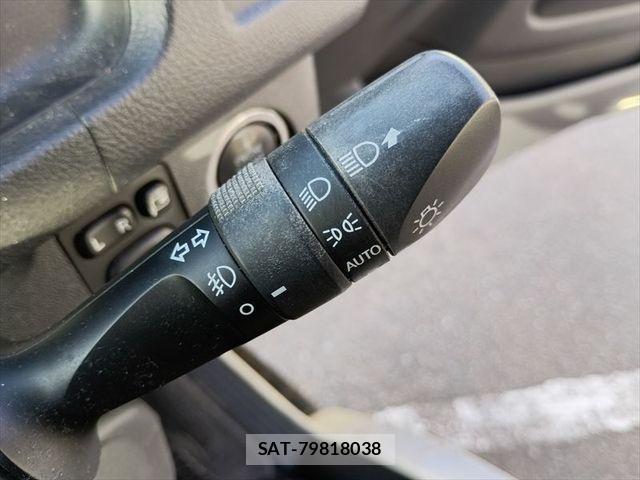 Toyota HIACE VAN 2019-09 6000297-23