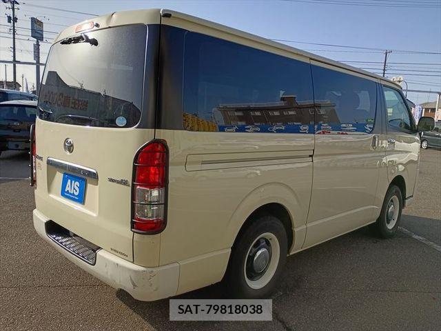 Toyota HIACE VAN 2019-09 6000297-2