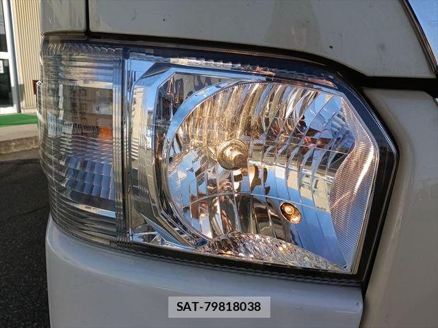 Toyota HIACE VAN 2019-09 6000297-3