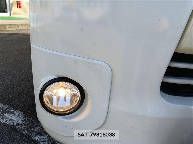 Toyota HIACE VAN 2019-09 6000297-4