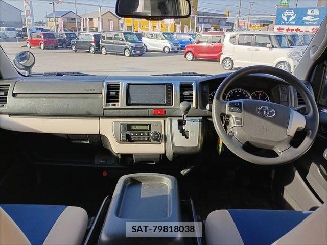 Toyota HIACE VAN 2019-09 6000297-7
