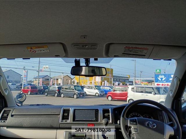Toyota HIACE VAN 2019-09 6000297-8