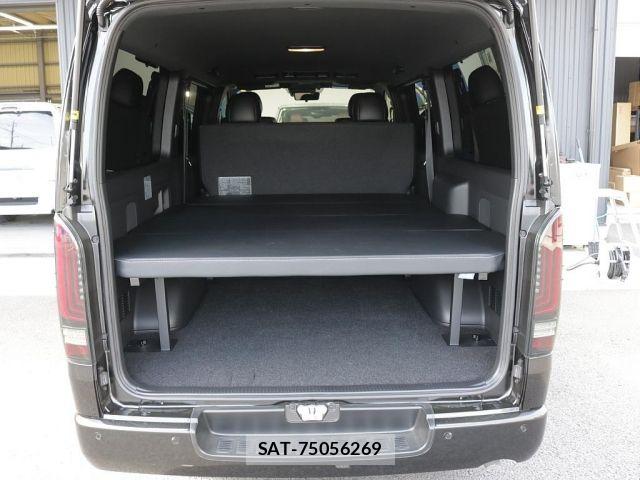 Toyota HIACE VAN 2025-01 6215308-3