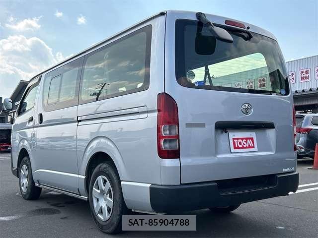 Toyota HIACE VAN 2019-09 6215338-20