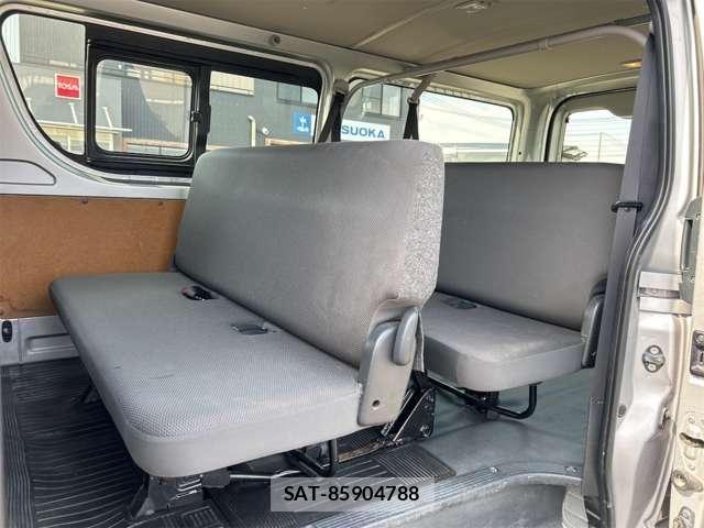 Toyota HIACE VAN 2019-09 6215338-6