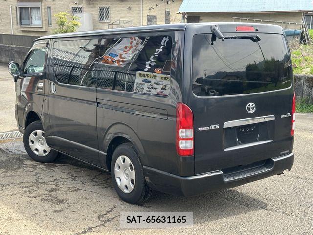 Toyota HIACE VAN 2008-12 6244377-4