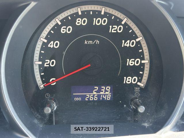Toyota HIACE VAN 2010-06 6244378-17