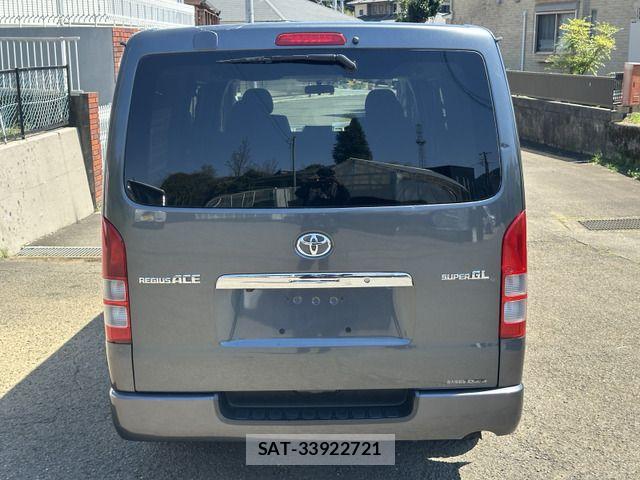 Toyota HIACE VAN 2010-06 6244378-5