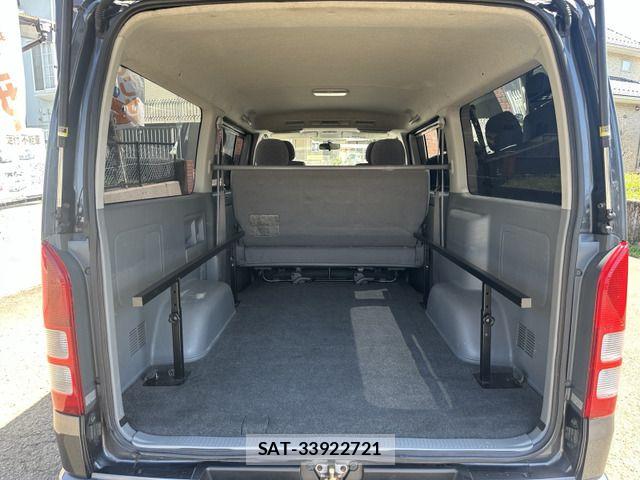 Toyota HIACE VAN 2010-06 6244378-7
