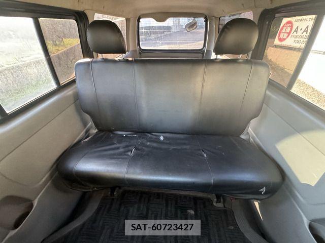 Toyota HIACE VAN 2005-03 6238190-9