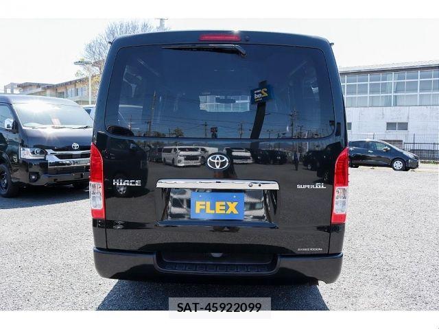 Toyota HIACE VAN 2018-01 6244363-13