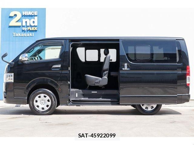 Toyota HIACE VAN 2018-01 6244363-16