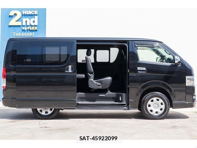 Toyota HIACE VAN 2018-01 6244363-18