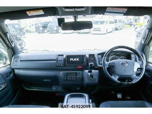 Toyota HIACE VAN 2018-01 6244363-1