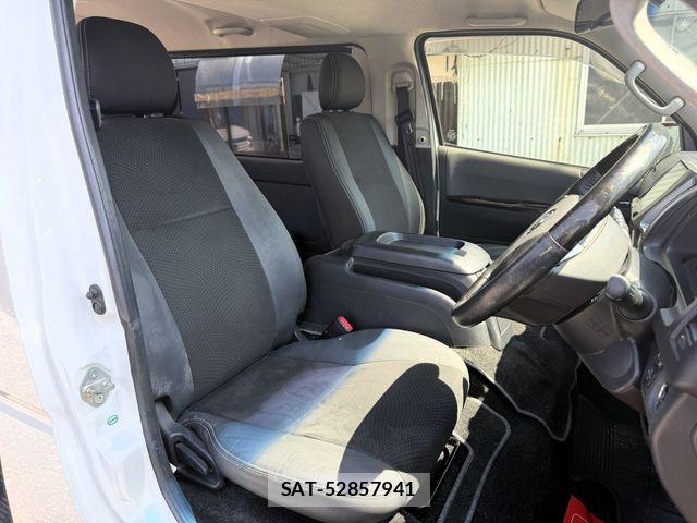 Toyota HIACE VAN 2015-03 6498277-10