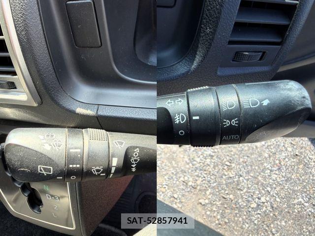 Toyota HIACE VAN 2015-03 6498277-12