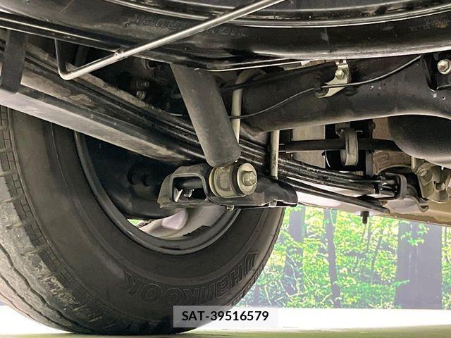 Toyota HIACE VAN 2025-09 6498260-19